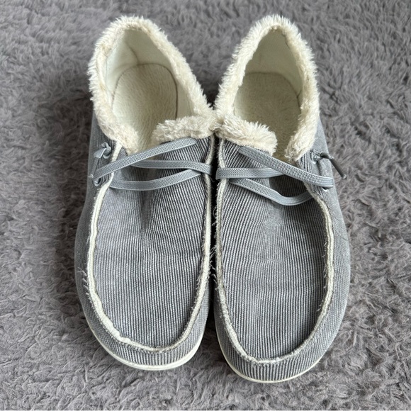 Hey Dude Shoes Hey Dude Fuzzy Dupes Poshmark